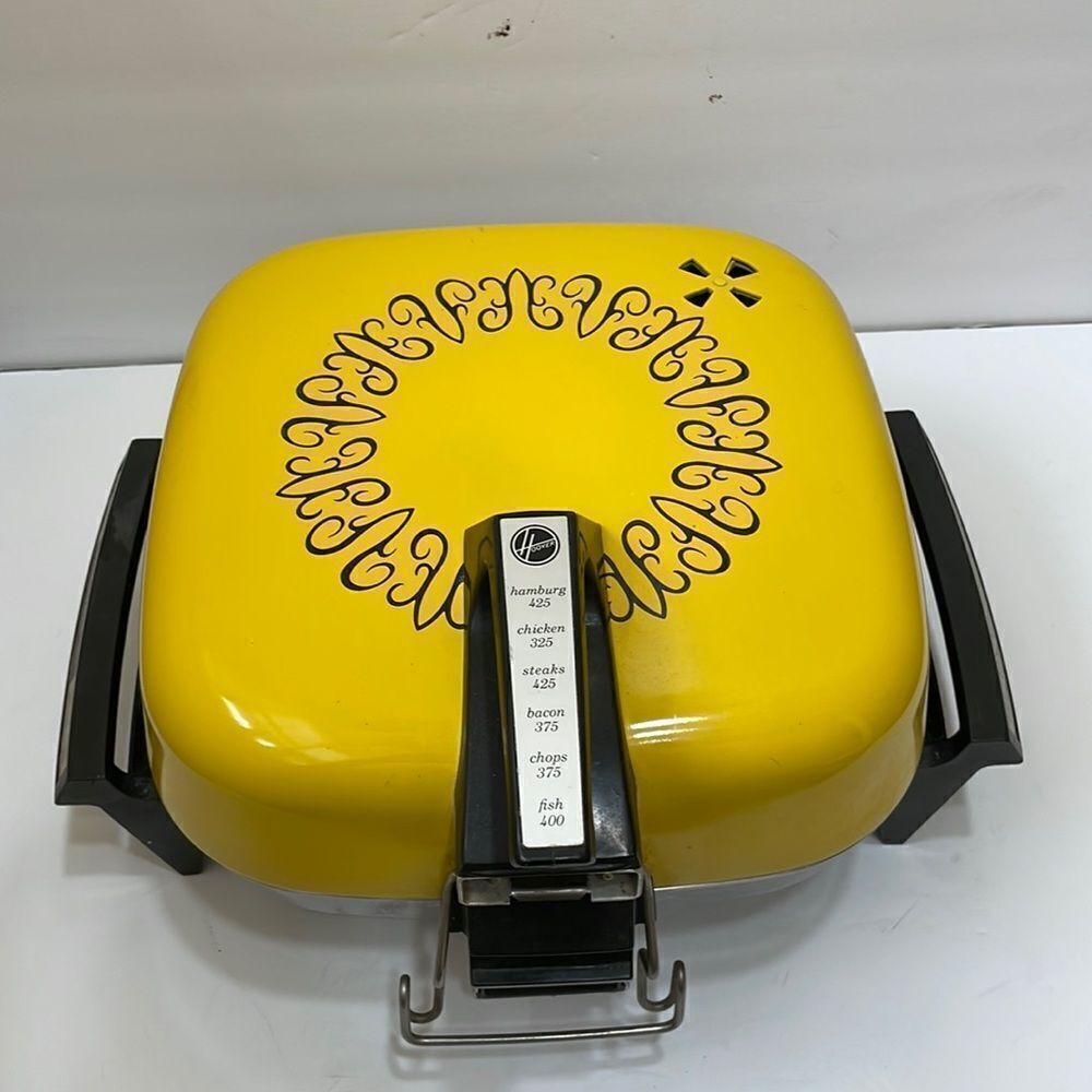 VINTAGE‎ 70s HOOVER STAINLESS STEEL YELLOW FRY PAN WITH BROILER LID